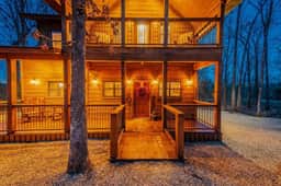 Driftaway Lodge | Game Room • Hot Tub - Image 4