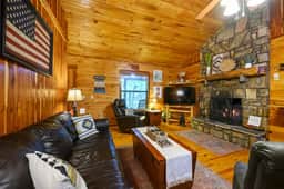 Red Fox Den Cabin | Pet-Friendly Broken Bow Cabin with Hot Tub, Fire Pit, Creek & Covered Deck - Image 5