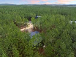 The Gallery In The Pines Luxury Cabin - Image 5