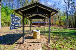 Whispering Trails Lodge | Secluded Pet-Friendly Broken Bow Cabin | Sleeps 9 | Forest Trails Near Lake, Beavers Bend & Hochatown - Image 2