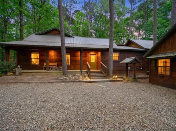 Bent Pine Lodge | Hot Tub • Fire Pit • Sleeps 14 - Image 5