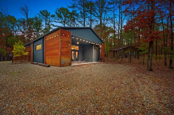 BLK JCK Cabin | Romantic Hochatown Cabin for Two with Grill & Pets - Image 2