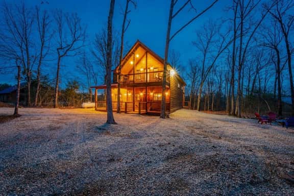 Driftaway Lodge | Game Room • Hot Tub - Image 5