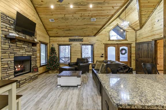 Farmhouse Retreat | Broken Bow Cabin with Hot Tub, Fire Pit & Pet-Friendly Comfort - Image 4