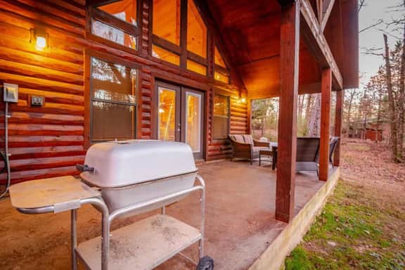 Heaven’s Gate | Pond • Hot Tub • Pets - Image 3