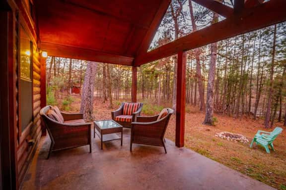 Heaven’s Gate | Pond • Hot Tub • Pets - Image 4