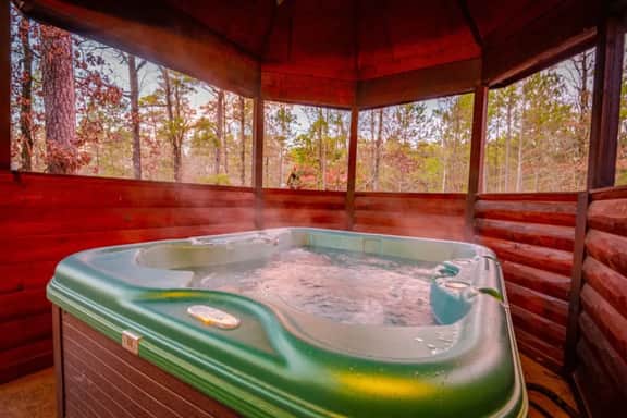 Heaven’s Gate | Pond • Hot Tub • Pets - Image 2