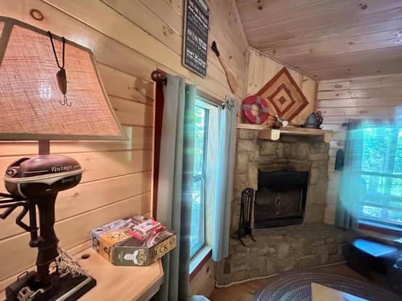 Lost On The Lake Cabin | Hochatown Cabin with Hot Tub, Fireplace & Pets - Image 5