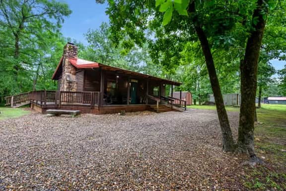Red Fox Den Cabin | Pet-Friendly Broken Bow Cabin with Hot Tub, Fire Pit, Creek & Covered Deck - Image 2