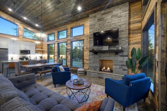These Are The Days | Luxury Hochatown Cabin with Hot Tub, Grill & Pets - Image 3