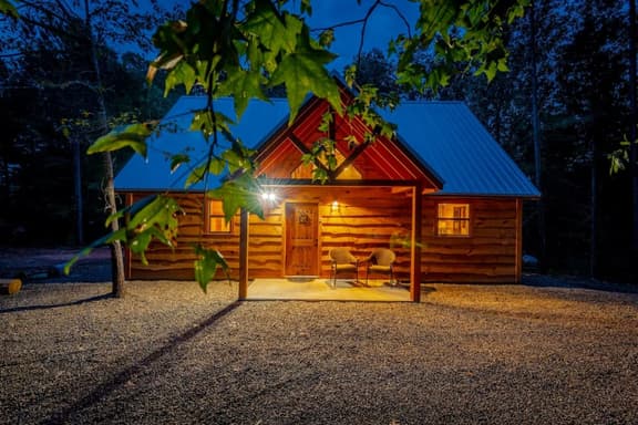 Sweet Home Alabama Cabin | Secluded Broken Bow Cabin with Fire Pit & Pets - Image 1